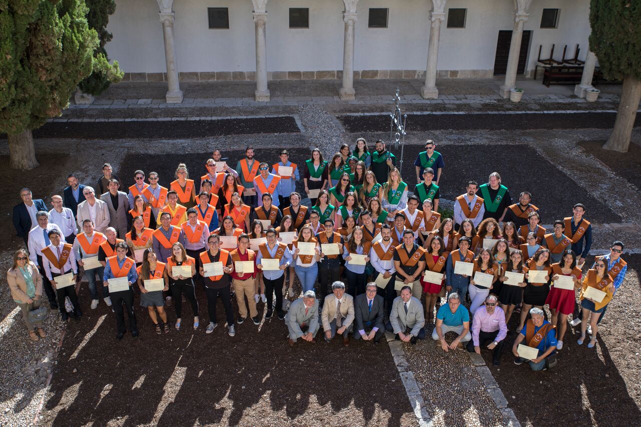 Alumnos de CETYS celebran clausura de cursos de verano en España