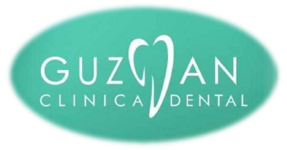 Logotipo de Clínica Dental Guzman