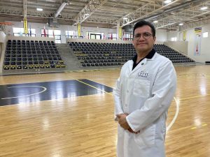 Dr. Ricardo Troncoso.