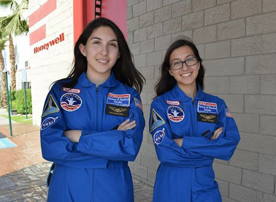 Viajan al Centro Espacial y de Cohetes de EUA