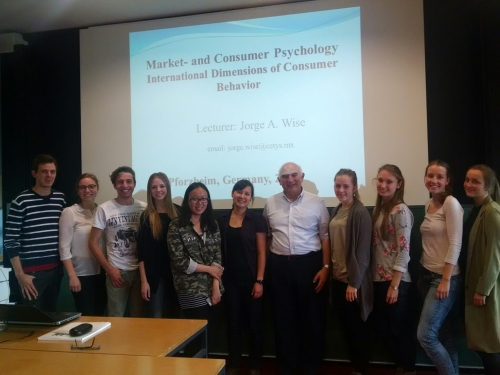 Imparte curso de Posgrado en Alemania