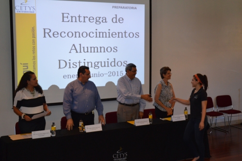 Obtienen los mejores promedios