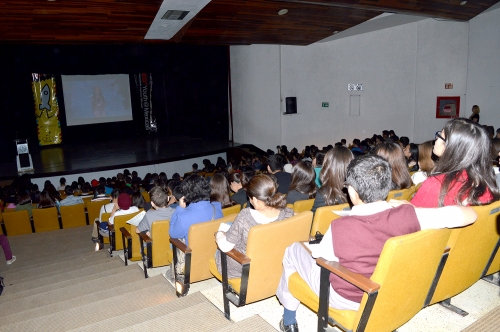 Transmiten TEDxYouthDay 2015
