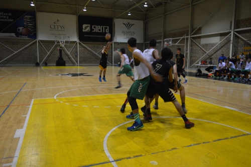 Se enfrentan a Selección Nacional de Basquetbol