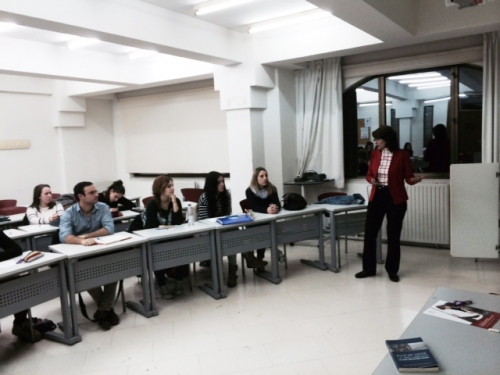 Investiga sobre abandono escolar
