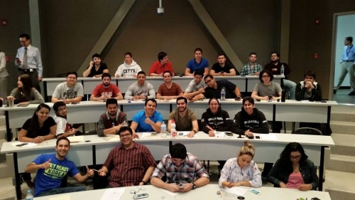 Presentan Ceneval 218 estudiantes