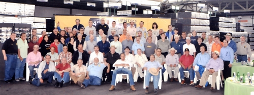 Egresados fundadores se reúnen