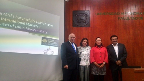Habla de empresas “multilatinas” en UNAM