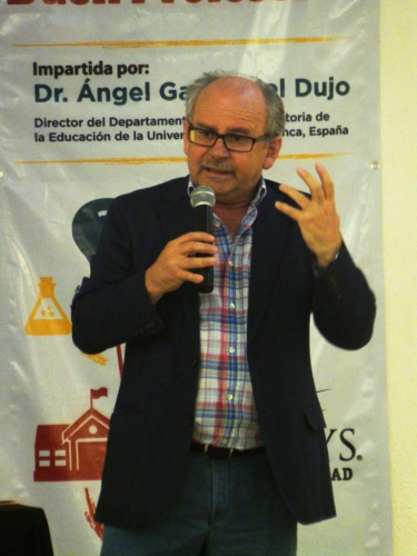 Charla con docentes de San Luis
