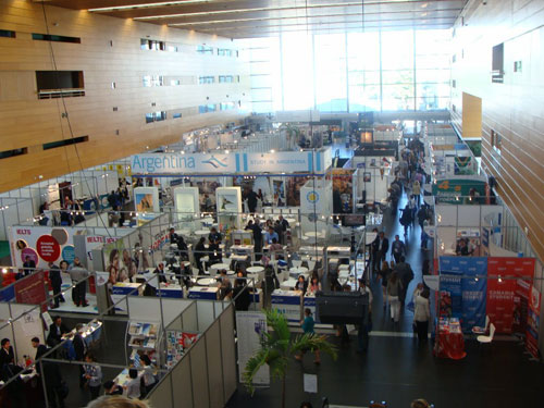 Acuden a Conferencia Anual AMPEI 2011