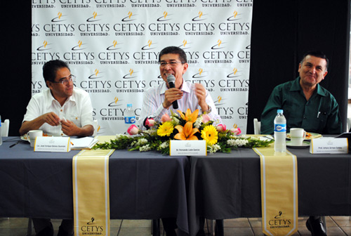 Periodistas reconocen al CETYS