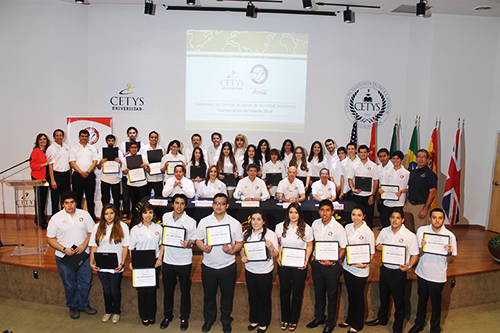 Otorgan Becas de Movilidad Corporación Del Fuerte