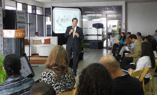 Realizan 1ra Jornada de la Empresa Familiar