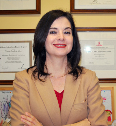Presenta libro de casos de estudio