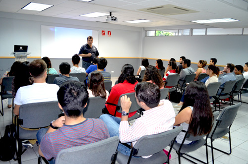 Efectúan reunión de líderes