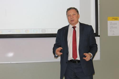 Toman curso en República Checa