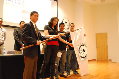 Abanderan a la Delegación de CETYS