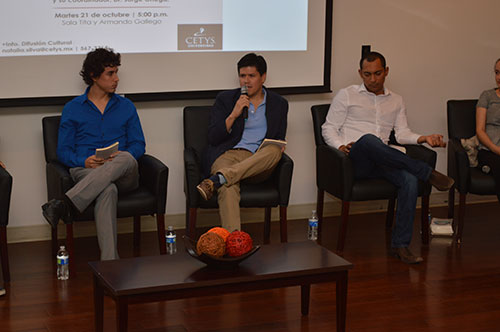 Presentan Revista Adynaton 2