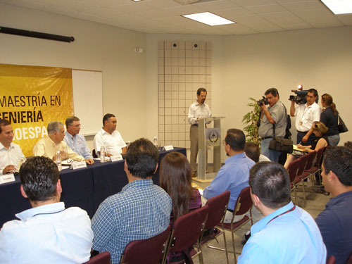 Presentan Nueva Maestría en Ingeniería Aeroespacial