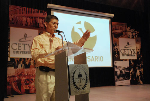 Rector agradece a personal su valioso apoyo