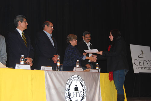 Distinguen Talento Universitario