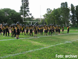 Se Imponen Zorros en Fútbol Americano