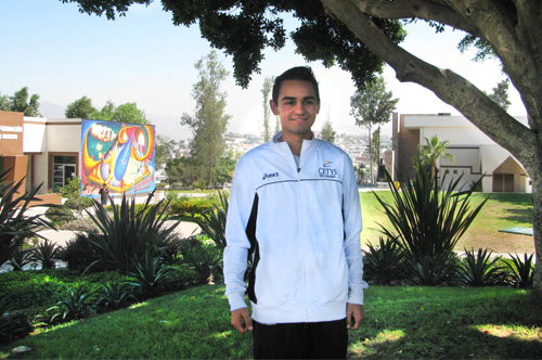 Reconocen trayectoria de Jaime Anaya
