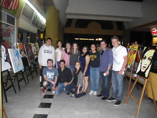 Presentan obras en ArtWalk Ensenada