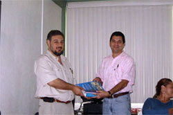 Catedrático de CETYS da Curso en Manzanillo