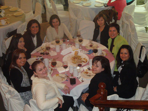 Apoyan Causa Social