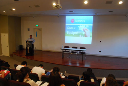 Presentan oportunidad Banamex