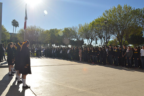 Celebran a la Bandera de México