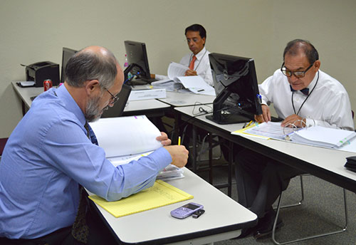Busca LAM re-acreditación nacional