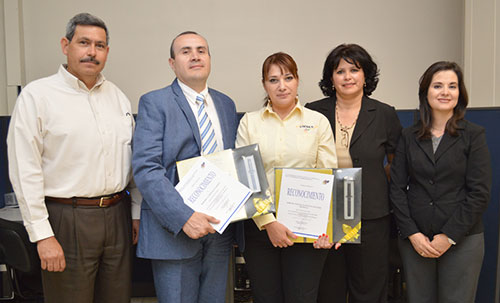 LAE recibe visita de CACECA