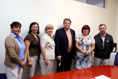 Busca Re-acreditación de carreras administrativas