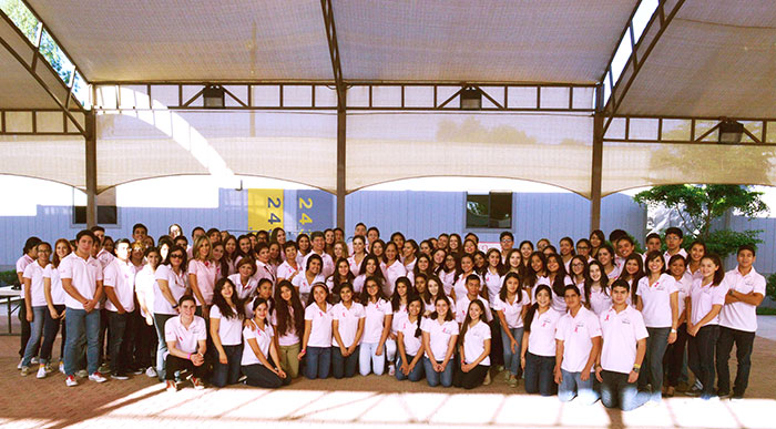 El campus se pinta de rosa en lucha contra el Cáncer