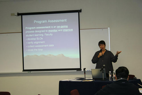 Personal de sorteos asiste a taller