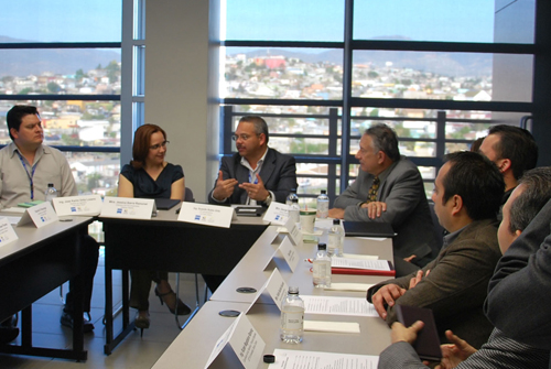 Establecen relaciones de colaboración