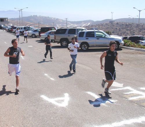 Participan en la  Carrera Atlética de la Independencia