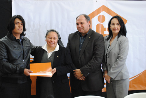 Presenta nueva imagen corporativa