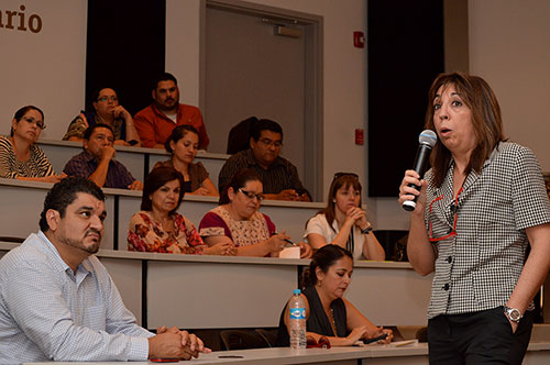 Brindan Cátedra Distinguida en Psicología