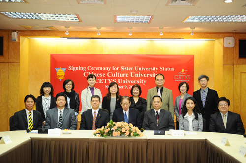 Cierra gira por Asia firmando convenio con Culture University