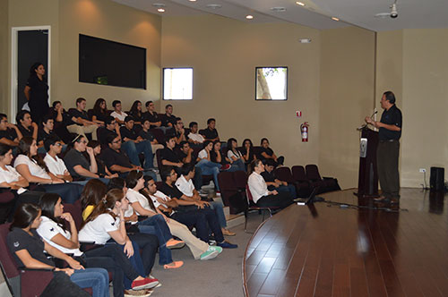 CDEM brindará becas a emprendedores