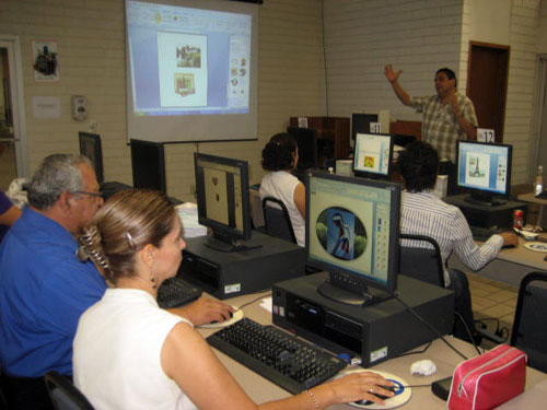 Se Capacitan en Uso de Microsoft Office