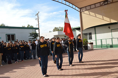 Conmemoran Día de la Revolución Mexicana