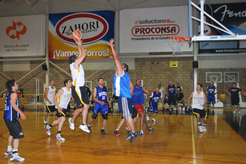 Subcampeones en Básquetbol