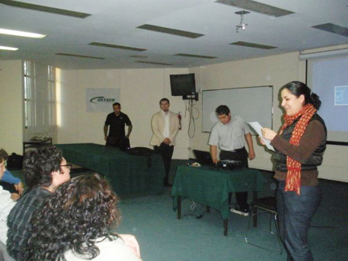Alumnos de Ingeniería Presentan Proyecto en CITEDI-IPN
