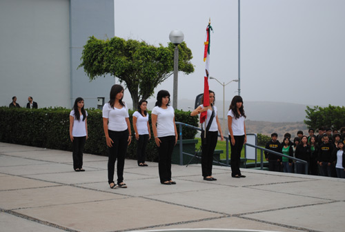 Conmemoran el Bicentenario de México