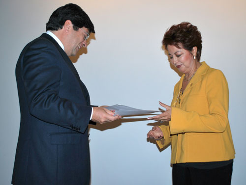 Acreditan Licenciatura en Derecho