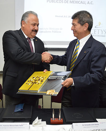 Firman convenio con Contadores